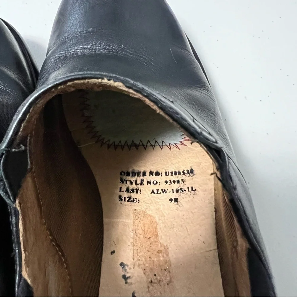 ARIAT Slip On Black Leather Clogs - Picture 5 of 14